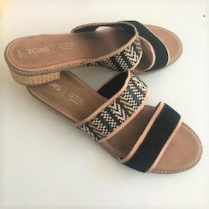 TOMS Women's Sandal Mariposa woven black